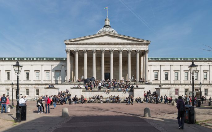 University College di Londra vieta relazioni sentimentali tra studenti e insegnati