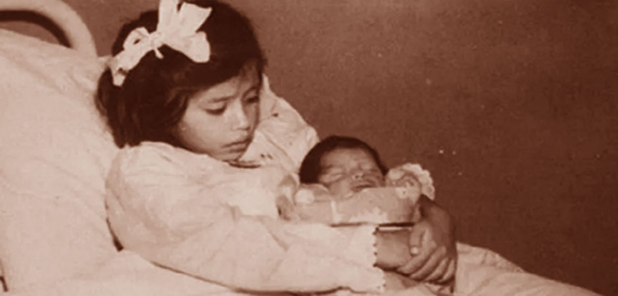 Lina Medina - La madre più giovane del mondo che ha partorito all'età di 5 anni