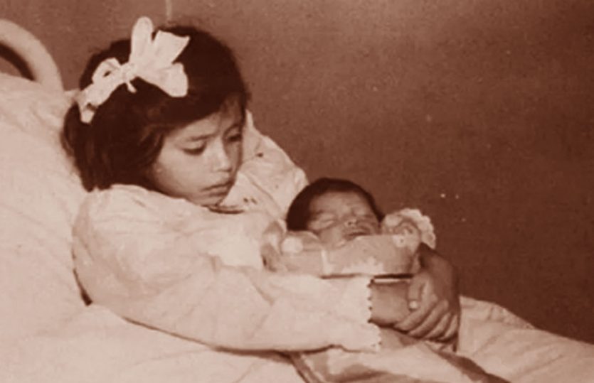 La madre più giovane del mondo che ha partorito all’età di 5 anni